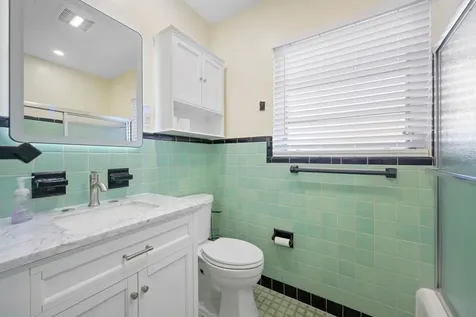 1706 Dewey Street Hollywood FL 33020
