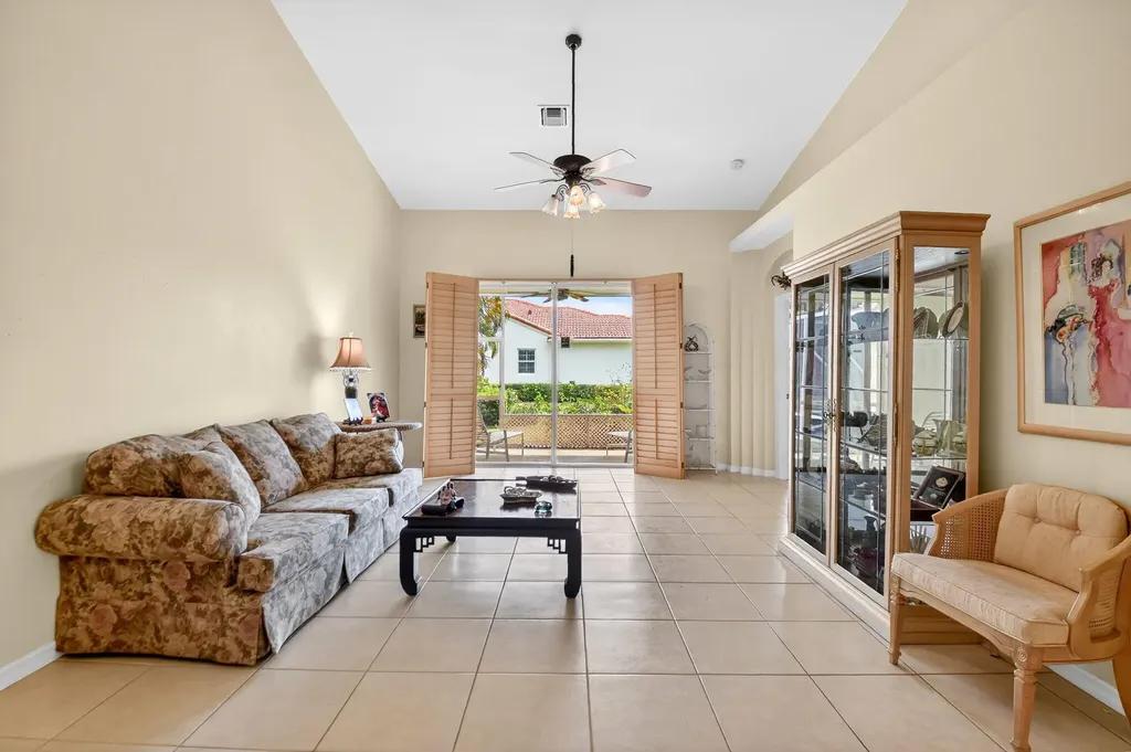 6276 Heliconia Road Delray Beach FL 33484