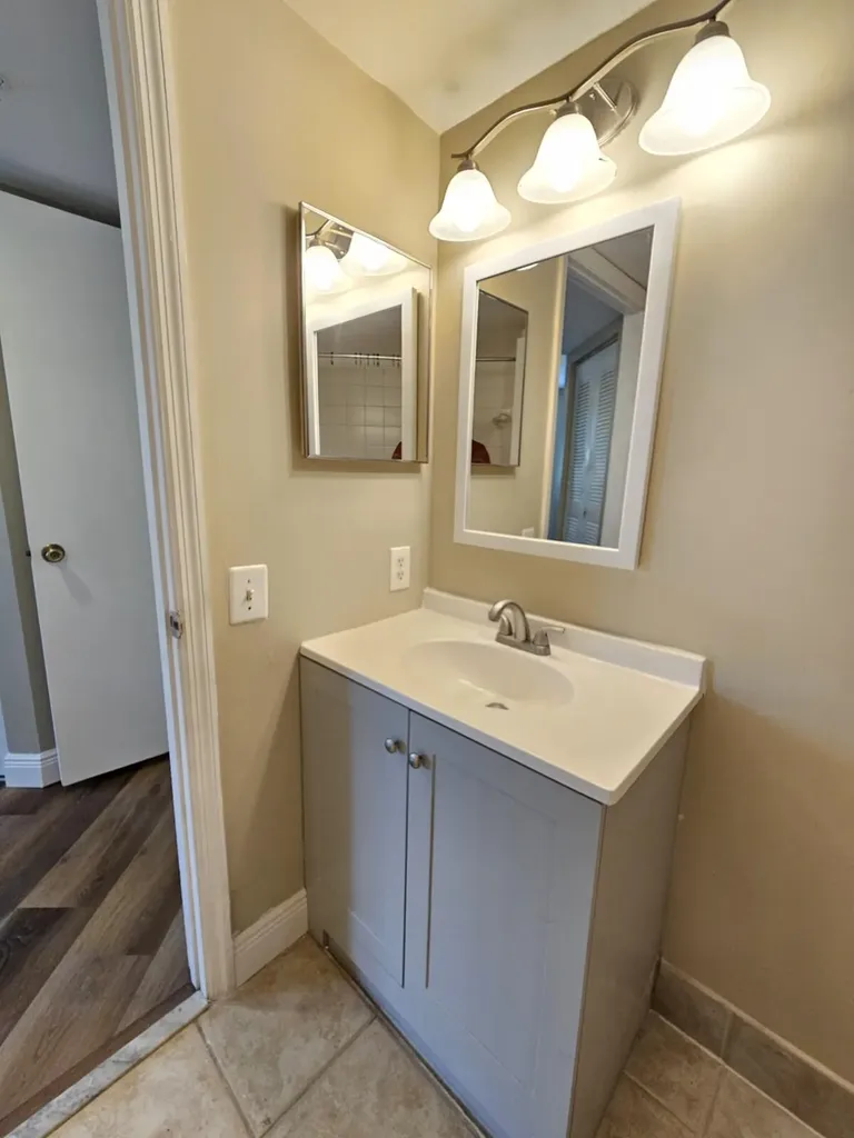 4191 N Haverhill Road West Palm Beach FL 33417