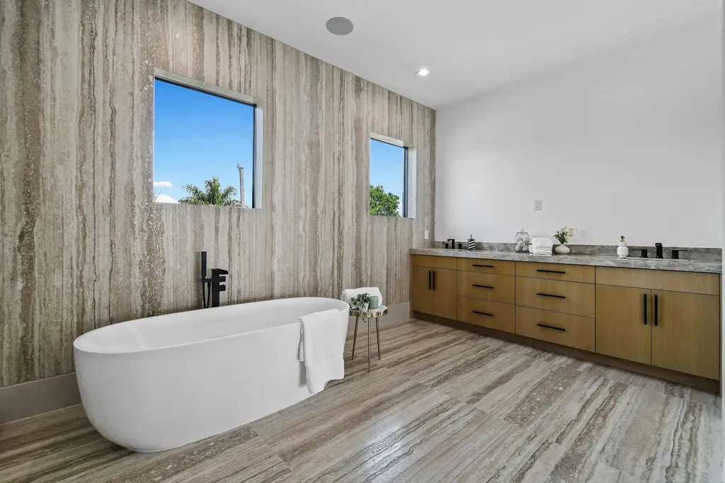 2408 Azure Circle Palm Beach Gardens FL 33410