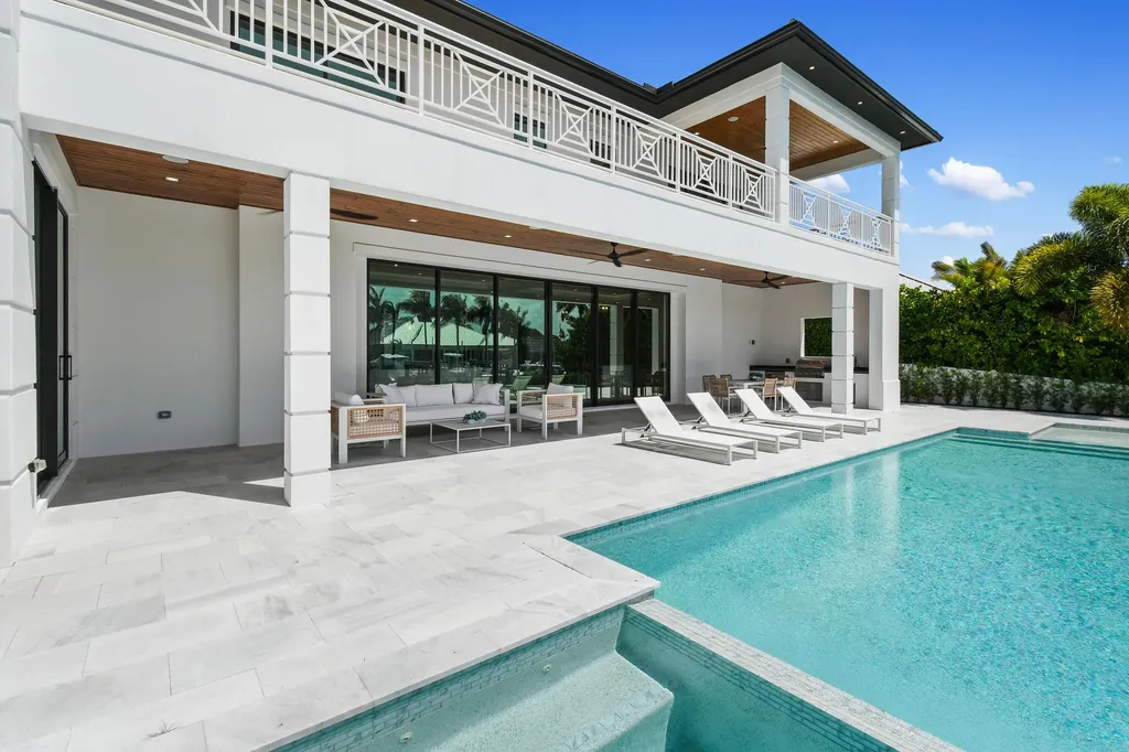 2408 Azure Circle Palm Beach Gardens FL 33410