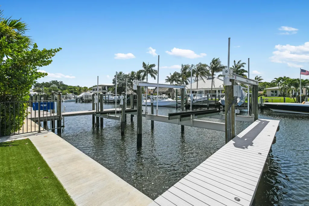 2408 Azure Circle Palm Beach Gardens FL 33410