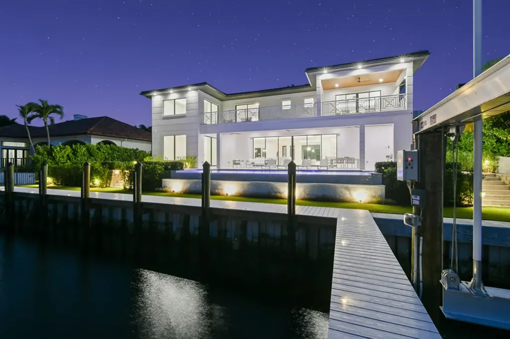 2408 Azure Circle Palm Beach Gardens FL 33410