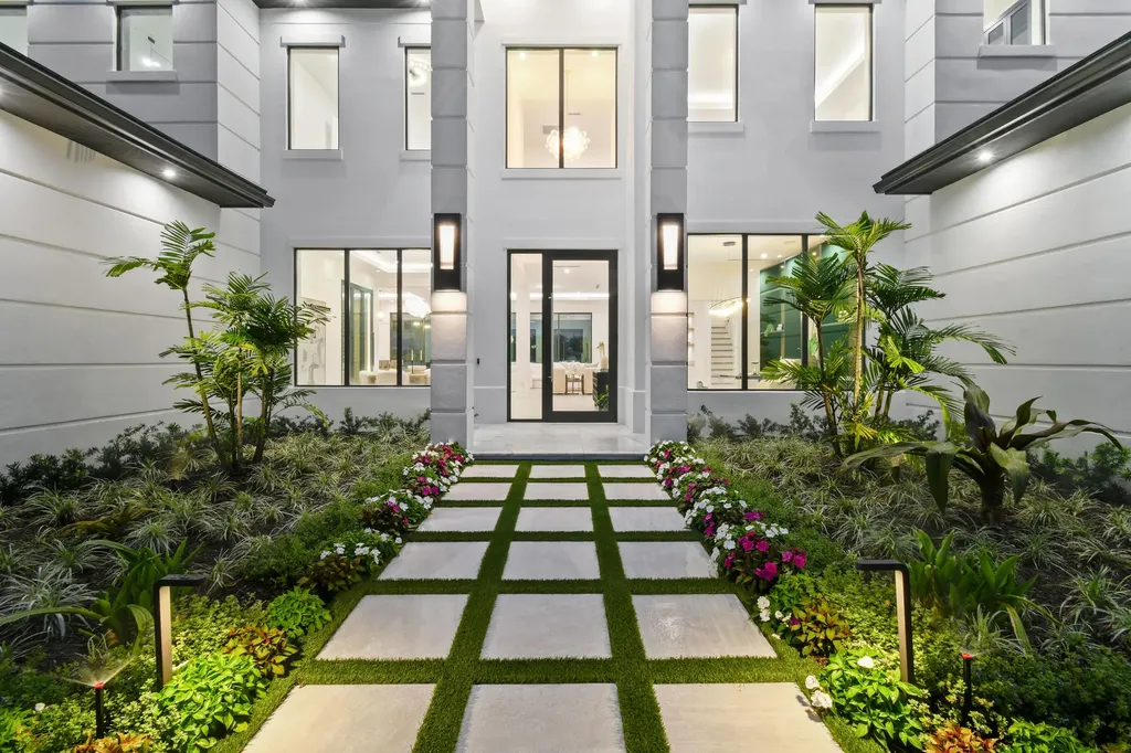 2408 Azure Circle Palm Beach Gardens FL 33410