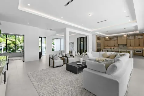 2408 Azure Circle Palm Beach Gardens FL 33410