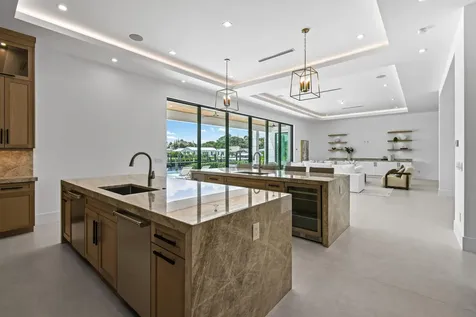 2408 Azure Circle Palm Beach Gardens FL 33410
