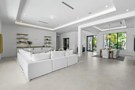 2408 Azure Circle Palm Beach Gardens FL 33410