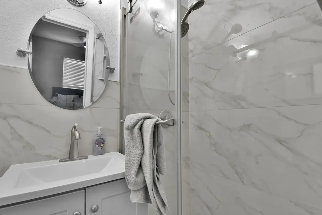 201 SE 23rd Street Fort Lauderdale FL 33316