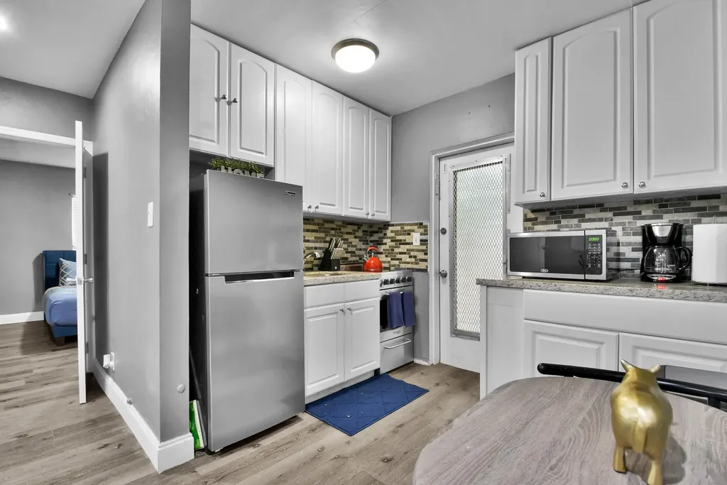 201 SE 23rd Street Fort Lauderdale FL 33316