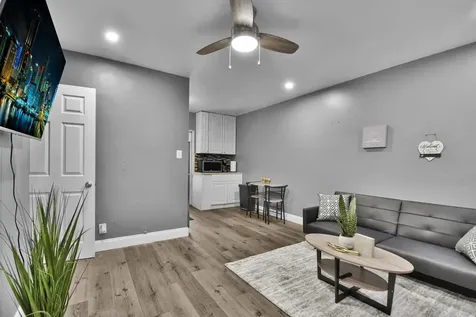 201 SE 23rd Street Fort Lauderdale FL 33316