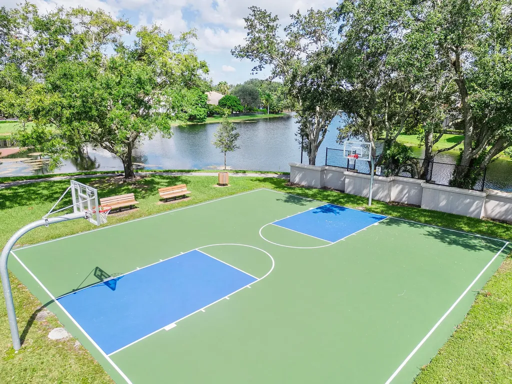 6040 NW 96th Way Parkland FL 33076