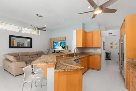 6040 NW 96th Way Parkland FL 33076