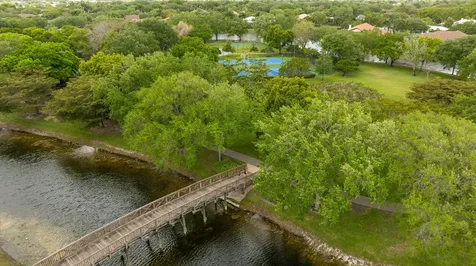 6040 NW 96th Way Parkland FL 33076