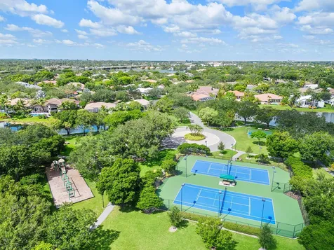 6040 NW 96th Way Parkland FL 33076