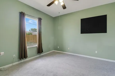 825 SW Mccracken Avenue Port St Lucie FL 34953