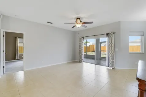 825 SW Mccracken Avenue Port St Lucie FL 34953