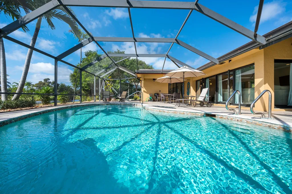 3250 Lakeview Boulevard Delray Beach FL 33445