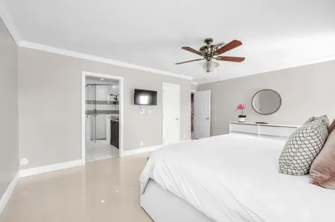3250 Lakeview Boulevard Delray Beach FL 33445