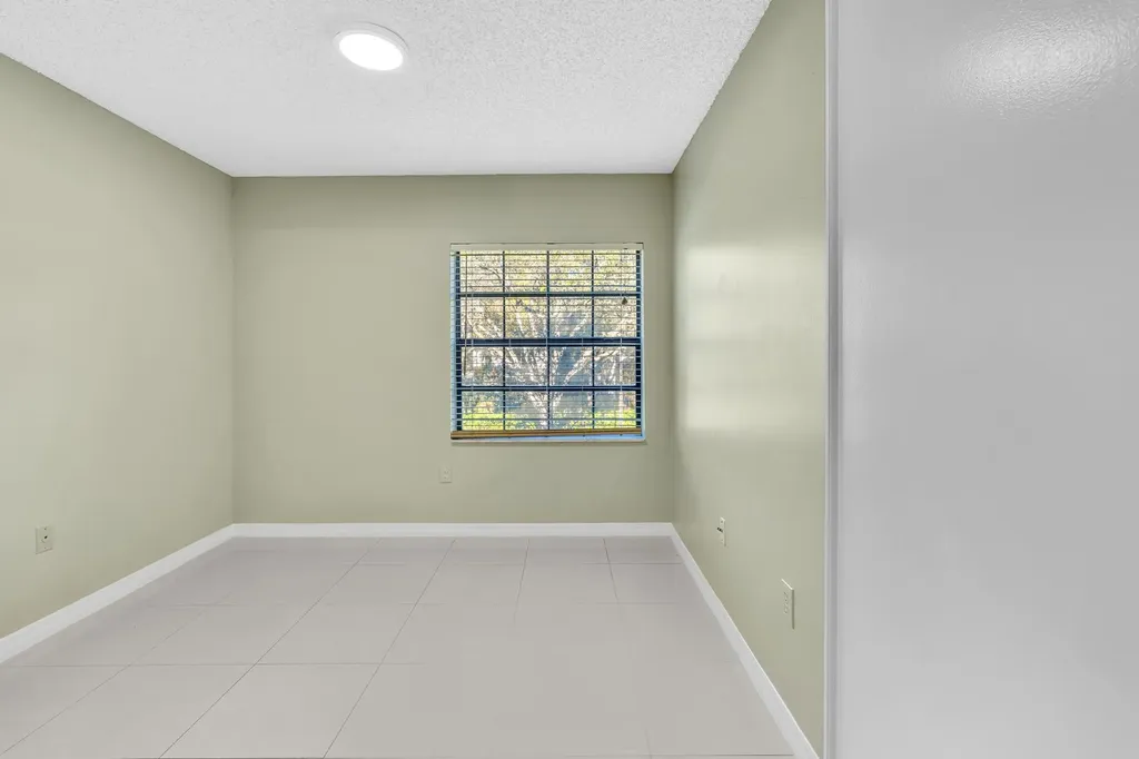 10790 NW 14th Street Plantation FL 33322