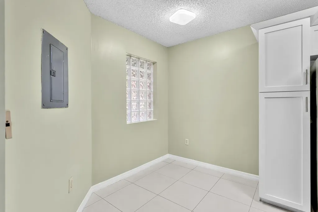 10790 NW 14th Street Plantation FL 33322