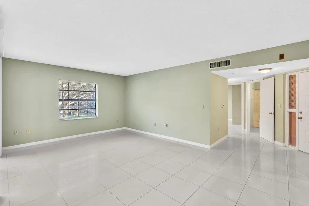 10790 NW 14th Street Plantation FL 33322
