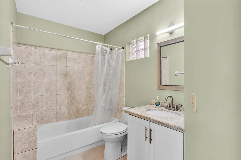 10790 NW 14th Street Plantation FL 33322