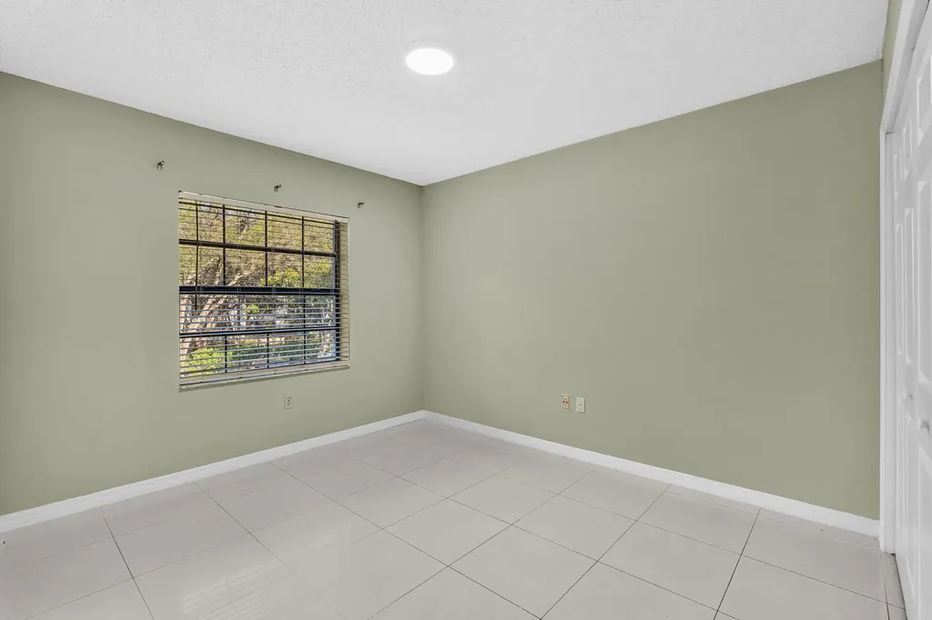 10790 NW 14th Street Plantation FL 33322