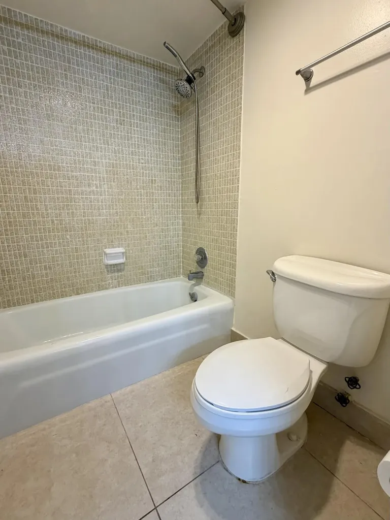 6 Royal Palm Way Boca Raton FL 33432