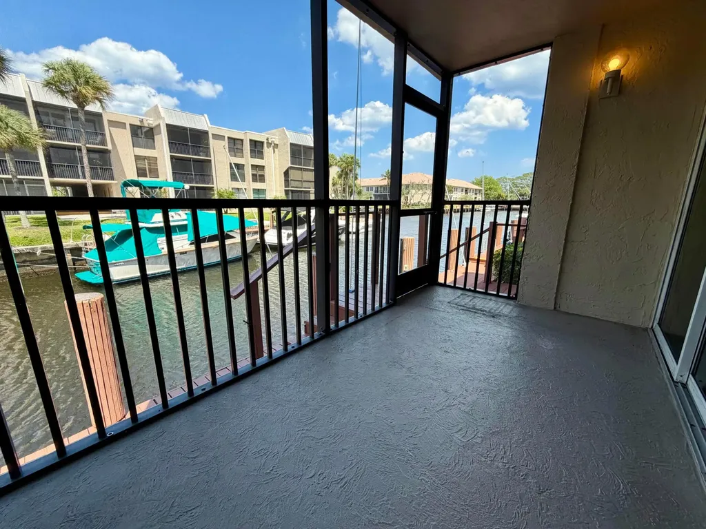6 Royal Palm Way Boca Raton FL 33432
