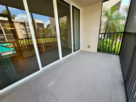 6 Royal Palm Way Boca Raton FL 33432