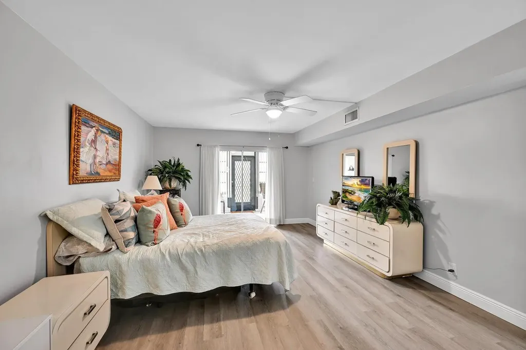 5759 Phoenix Palm Court Delray Beach FL 33484