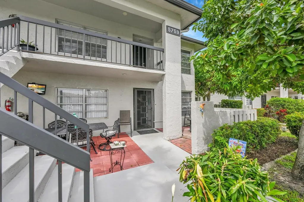 5759 Phoenix Palm Court Delray Beach FL 33484
