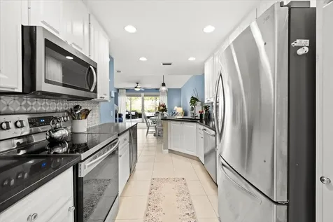 142 Santa Barbara Way Palm Beach Gardens FL 33410
