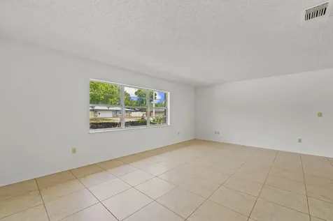 1919 Quail Court Fort Pierce FL 34982