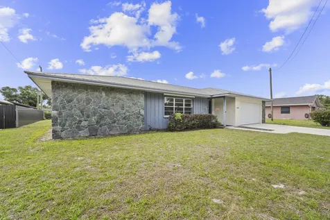 1919 Quail Court Fort Pierce FL 34982