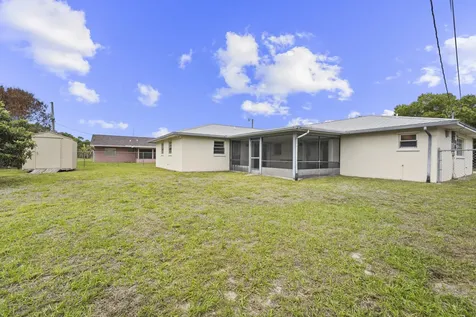 1919 Quail Court Fort Pierce FL 34982