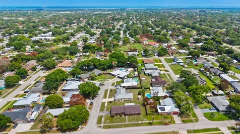 1919 Quail Court Fort Pierce FL 34982