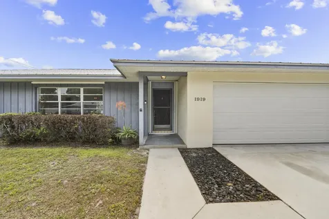 1919 Quail Court Fort Pierce FL 34982