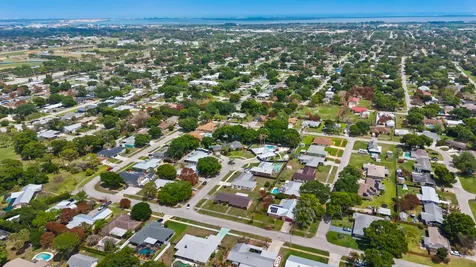 1919 Quail Court Fort Pierce FL 34982