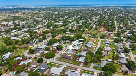 1919 Quail Court Fort Pierce FL 34982