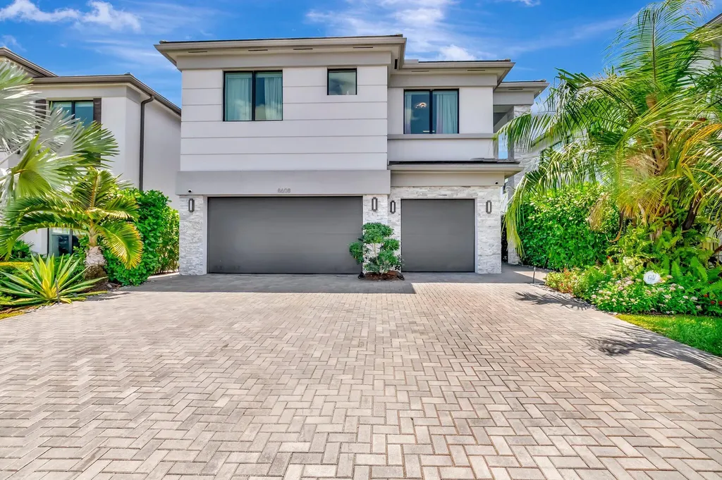 8608 Torrey Isle Terrace Boca Raton FL 33496
