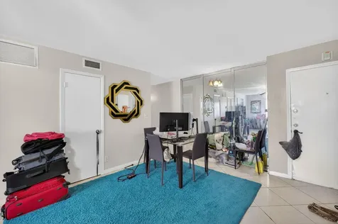 12 NE 19th Court Wilton Manors FL 33305