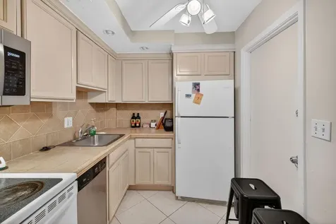 12 NE 19th Court Wilton Manors FL 33305