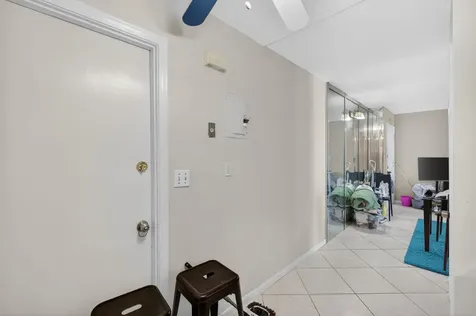 12 NE 19th Court Wilton Manors FL 33305