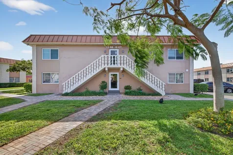 12 NE 19th Court Wilton Manors FL 33305
