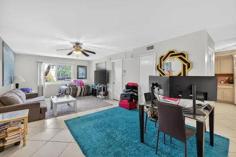 12 NE 19th Court Wilton Manors FL 33305