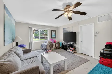 12 NE 19th Court Wilton Manors FL 33305