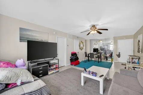 12 NE 19th Court Wilton Manors FL 33305