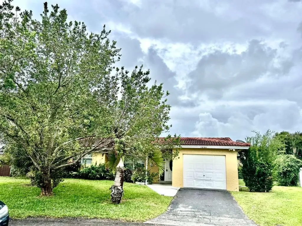7608 NW 43rd Court Coral Springs FL 33065