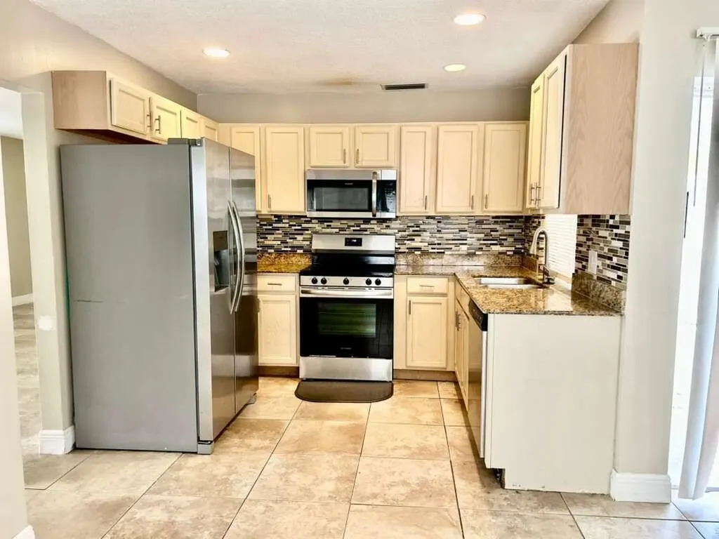 7608 NW 43rd Court Coral Springs FL 33065